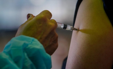 Governador volta a apelar à população para vacinação contra doenças respiratórias