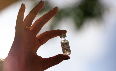 Terapia de anticorpos da AstraZeneca evita Covid-19, mostra estudo