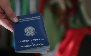 Santa Catarina amplia oferta de empregos e disponibiliza mais de 8 mil vagas