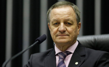 Valdir Colatto quer menos burocracia no Ministério da Agricultura