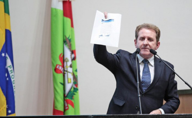 “Eu costumo jogar o chapéu e caiba em quem couber”