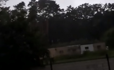 Vídeo de tornado na República Tcheca viraliza como se fosse no Rio Grande do Sul