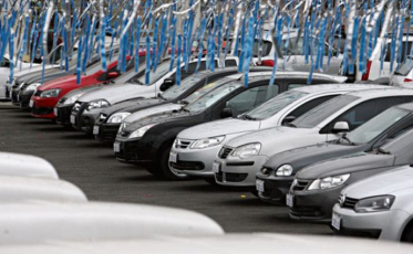 Veículos automotores lideram expansão na produção industrial de SC