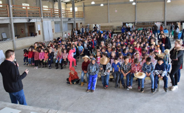 Jacinto Machado sedia reunião regional do Projeto Verde é Vida