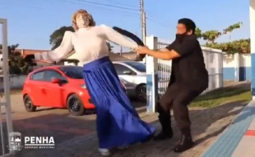 Município produz vídeo onde idosa 