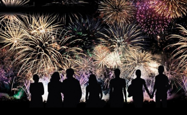 Barulho excessivo nas festas de fim de ano pode afetar audição