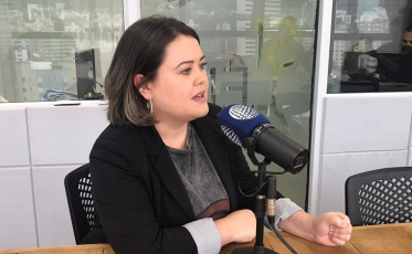 Do esporte aos livros: a trajetória de Vivian Sipriano no Avesso