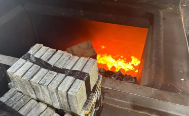 PF e PM incineram mais de 5 toneladas de drogas apreendidas em SC