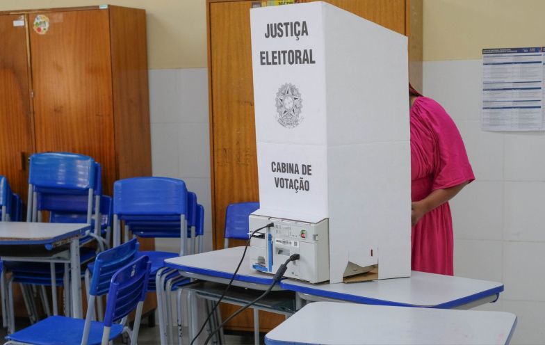Eleições 2026 ao vivo: acompanhe votação e apuração em Santa Catarina