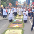 Galeria: veja como a fé tomou conta das ruas de Criciúma durante a celebração de Corpus Christi