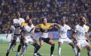 Após derrota, Criciúma busca recuperação em casa diante do Goiás