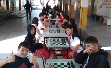 Escola Maria Arlete promove 2ª etapa do Festival de Xadrez