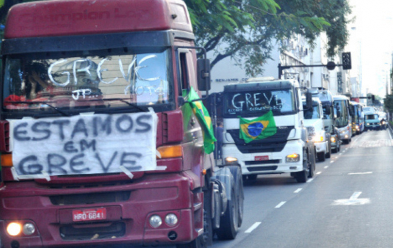Sem MP do Frete, greve  dos caminhoneiros pode comprometer escoamento para o Porto de Imbituba