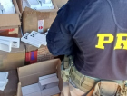 PRF apreende 1,7 mil smartphones e carga milionária em carreta na BR-101