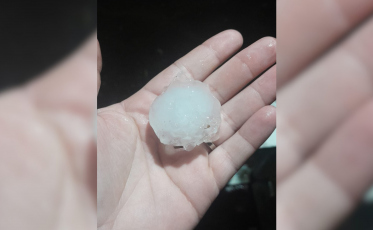 Granizo gigante destrói telhados, danifica 340 casas e deixa cidades de SC em emergência