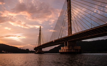 Ponte Anita Garibaldi tem meia pista liberada no sentido Norte