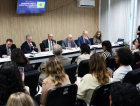 Governo anuncia medidas para reduzir impactos do novo tarifaço dos Estados Unidos