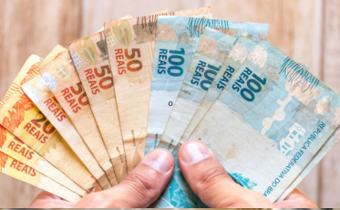 Governo amplia Desenrola com crédito para quem mantém as contas em dia