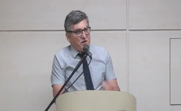 Sessão extraordinária: vereadores protestam contra rapidez e mudança de quórum