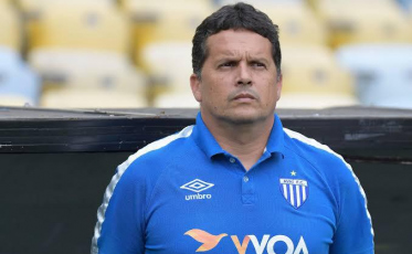 “Adversário qualificado”, diz técnico do Avaí sobre Próspera 