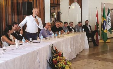 Arlindo Rocha aposta em gestão técnica e união de prefeitos