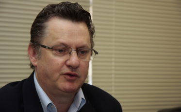 A razão de levar a criança para Joinville