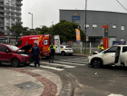 Acidente entre carro elétrico e SUV deixa três feridos em Criciúma