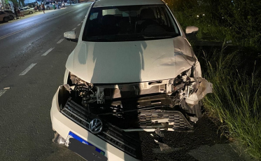 Acidente entre carro e moto deixa dois feridos em Cocal do Sul