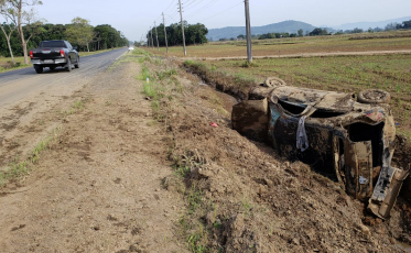 Mais uma de tantas saídas de pista na SC-108