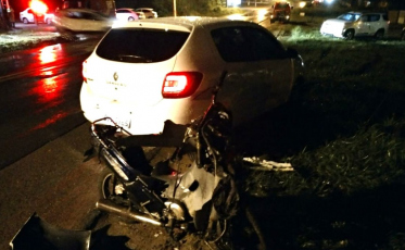 Motociclista morre em colisão frontal