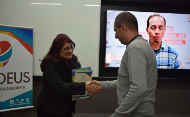 Abadeus entrega selo para parceiros e fomenta ecossistema de inovação em Criciúma  