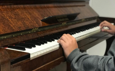 Criança Esperança abre portas na Abadeus