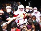 Chegada do Papai Noel e apresentações marcam início do Encantos de Natal em Forquilhinha