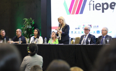 Reflexões sobre a Formação Superior no Século 21 marcam cerimônia de abertura do 8º Fiepe na Unesc