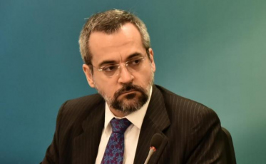 MEC vai abrir consulta sobre data do Enem