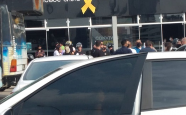 Tubarão: evento religioso gera aglomeração de fiéis 