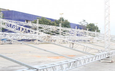 Estrutura da Feira AgroPonte 2022 começa a ser montada