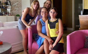 Ao receber alta, Ada defende vacina e reforça luta contra coronavírus