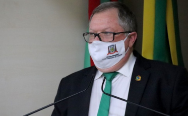 Cosip: Vereador denuncia cobrança irregular de R$ 10 milhões