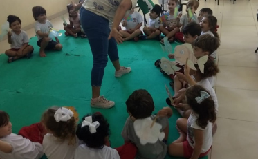 Projeto de Contação de história e musicalização passa por CEI's