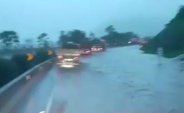 Alagamentos são registrados nas rodovias (VÍDEO)