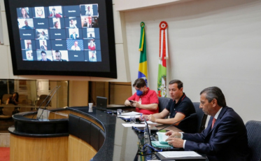 Deputados aprovam projetos para enfrentar pandemia no estado