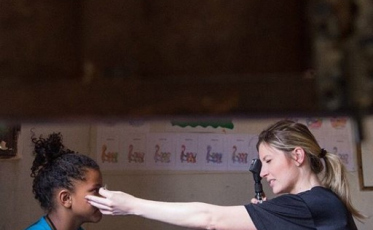 Elas: Amanda Citadin e uma viagem de saúde ao sertão pernambucano