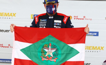 Criciumense no pódio na Porsche Cup Brasil