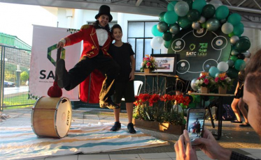 60 anos: Satc recebe estudantes em dia de festa