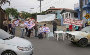 Fim de polêmica: antena derrubada no Santo Antônio (VÍDEO)
