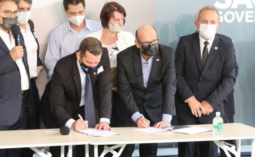 Coronavac: Fecam assina protocolo de intenções com o Butantan (VÍDEOS)