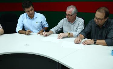 Para janeiro, um canteiro de obras na Santos Dumont