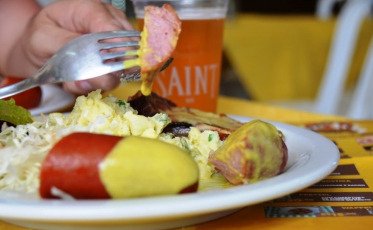 Oktoberfest Criciúma traz o melhor da gastronomia germânica