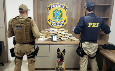 PRF apreende cocaína e crack que tinham Criciúma como destino